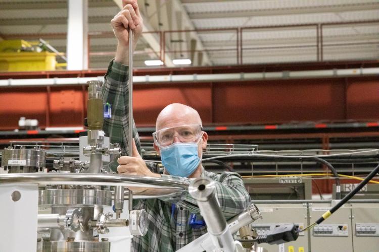 Niels setting up for cooling the ALPHA-g cryostat