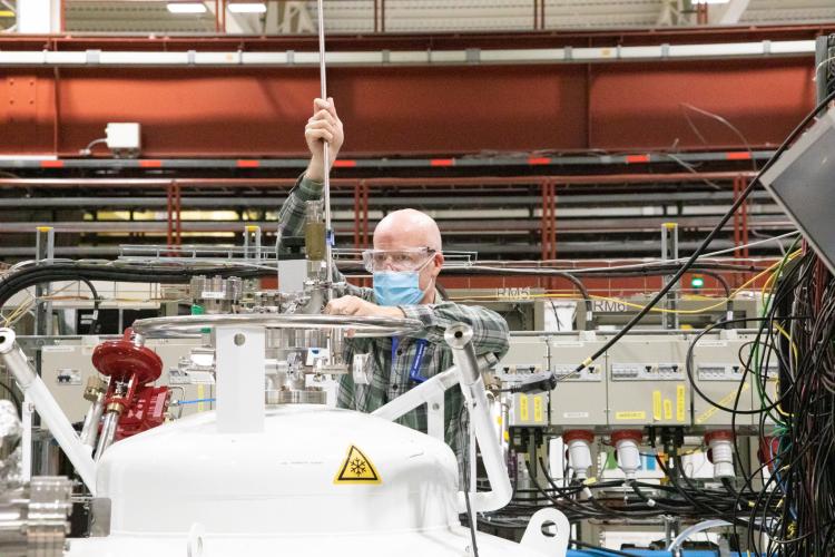 Niels setting up for cooling the ALPHA-g cryostat